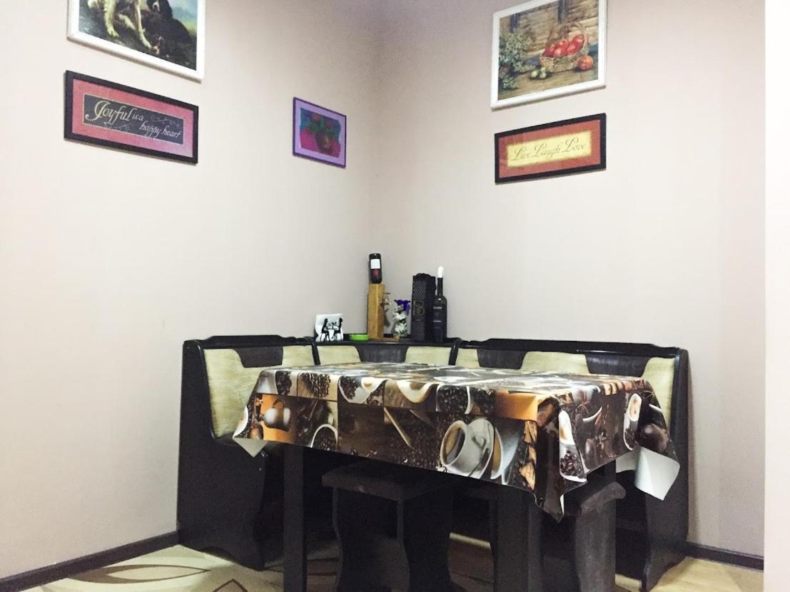 The Sindh House - Indus Aroma Restaurant Tbilisi Hotell Eksteriør bilde