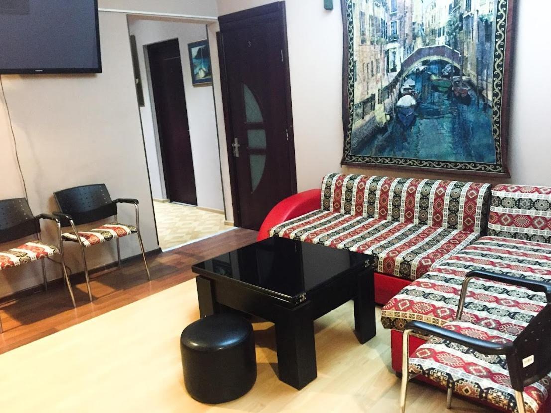 The Sindh House - Indus Aroma Restaurant Tbilisi Hotell Eksteriør bilde