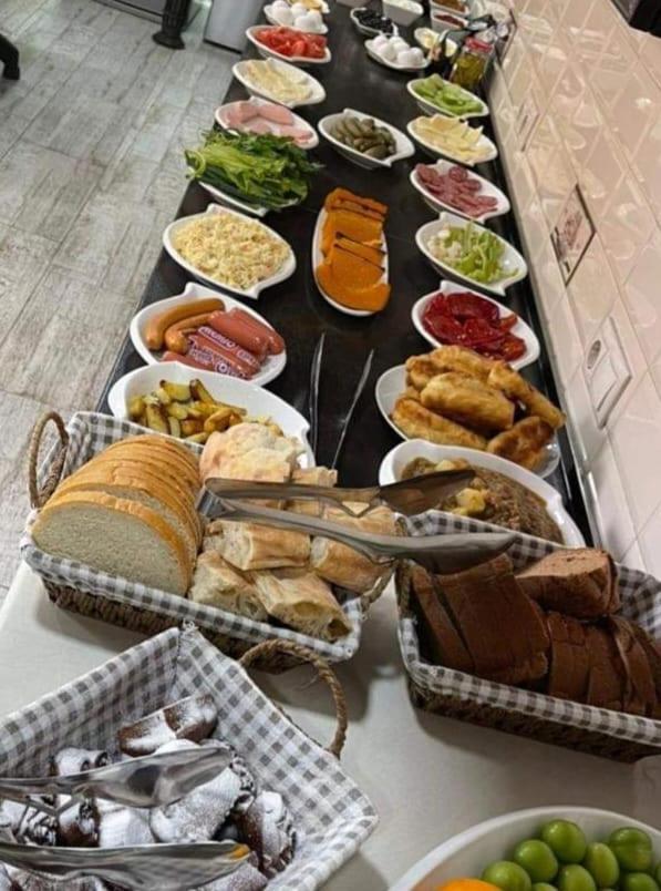 The Sindh House - Indus Aroma Restaurant Tbilisi Hotell Eksteriør bilde